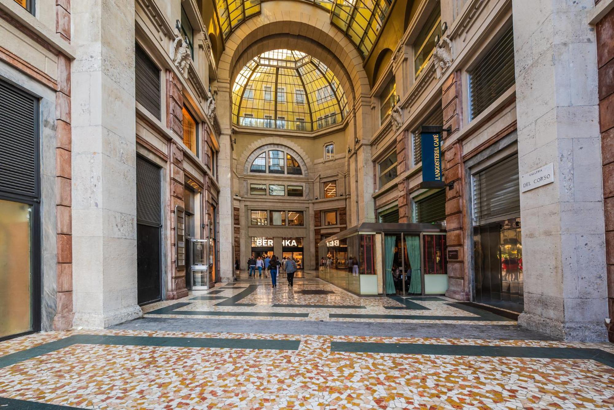 The Boutique Houses - Iconic Suite In Galleria Duomo With Private Parking Milaan Buitenkant foto