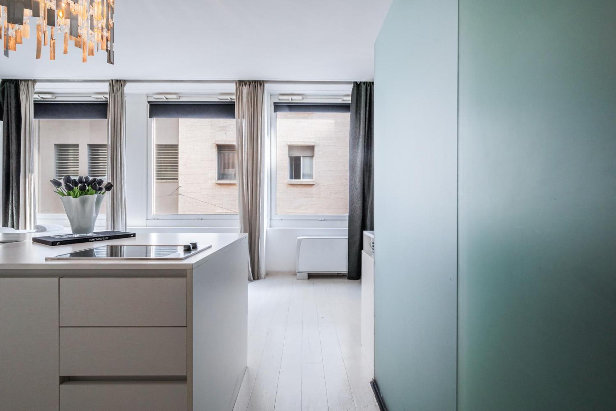 The Boutique Houses - Iconic Suite In Galleria Duomo With Private Parking Milaan Buitenkant foto